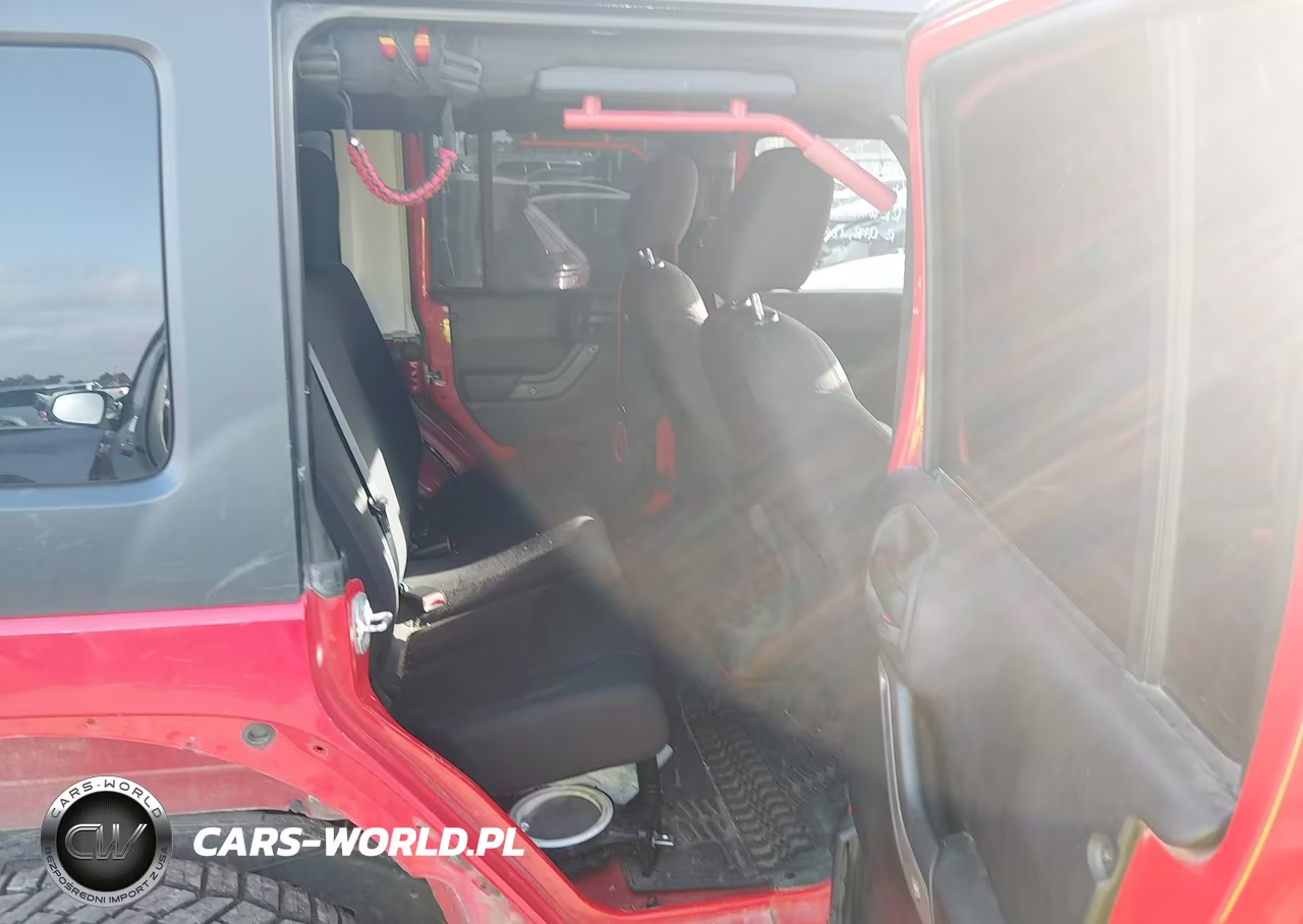 2017 Jeep Wrangler Unlimited Sport VIN:1C4BJWDG4HL612678 - 8