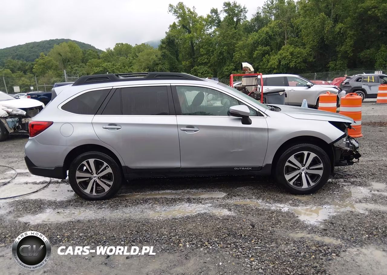 2018 Subaru Outback 2.5I Limited VIN:4S4BSANC0J3232122 - 14