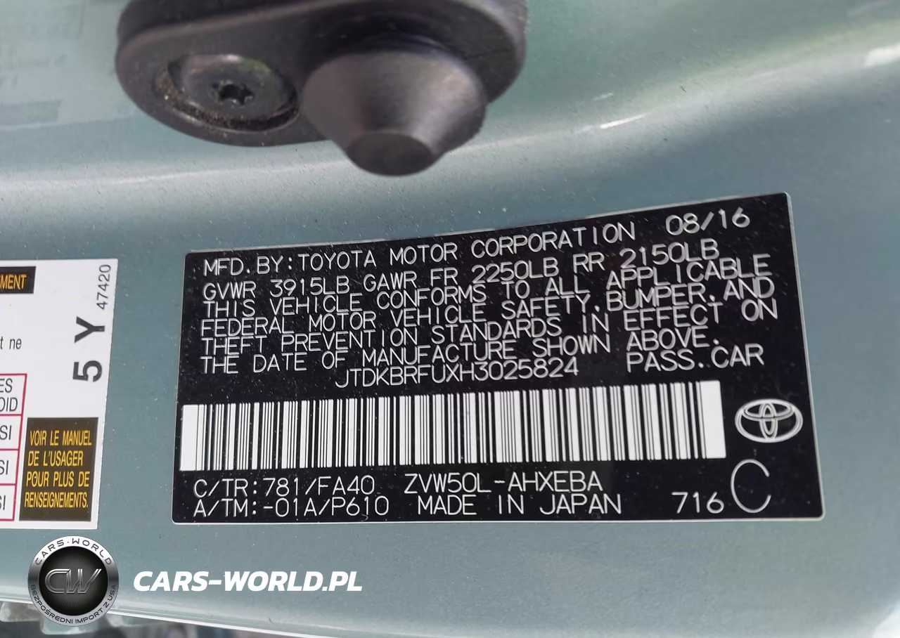 2017 Toyota Prius Two VIN:JTDKBRFUXH3025824 - 9