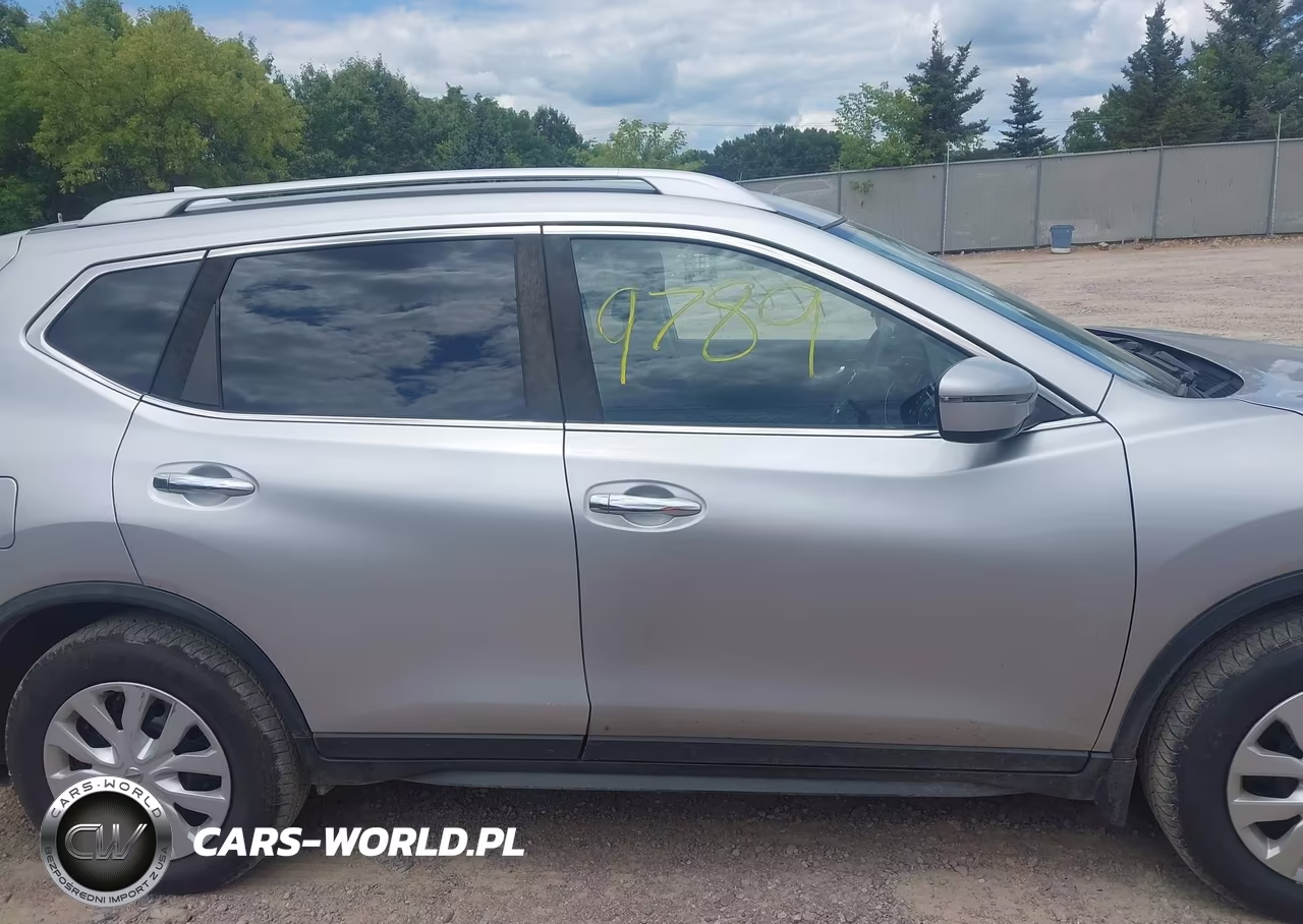 2017 Nissan Rogue S VIN:JN8AT2MV1HW262197 - 13