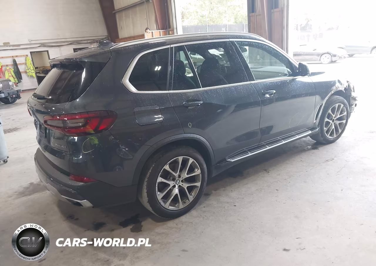 2021 BMW X5 xDrive40I VIN:5UXCR6C06M9G00395 - 4