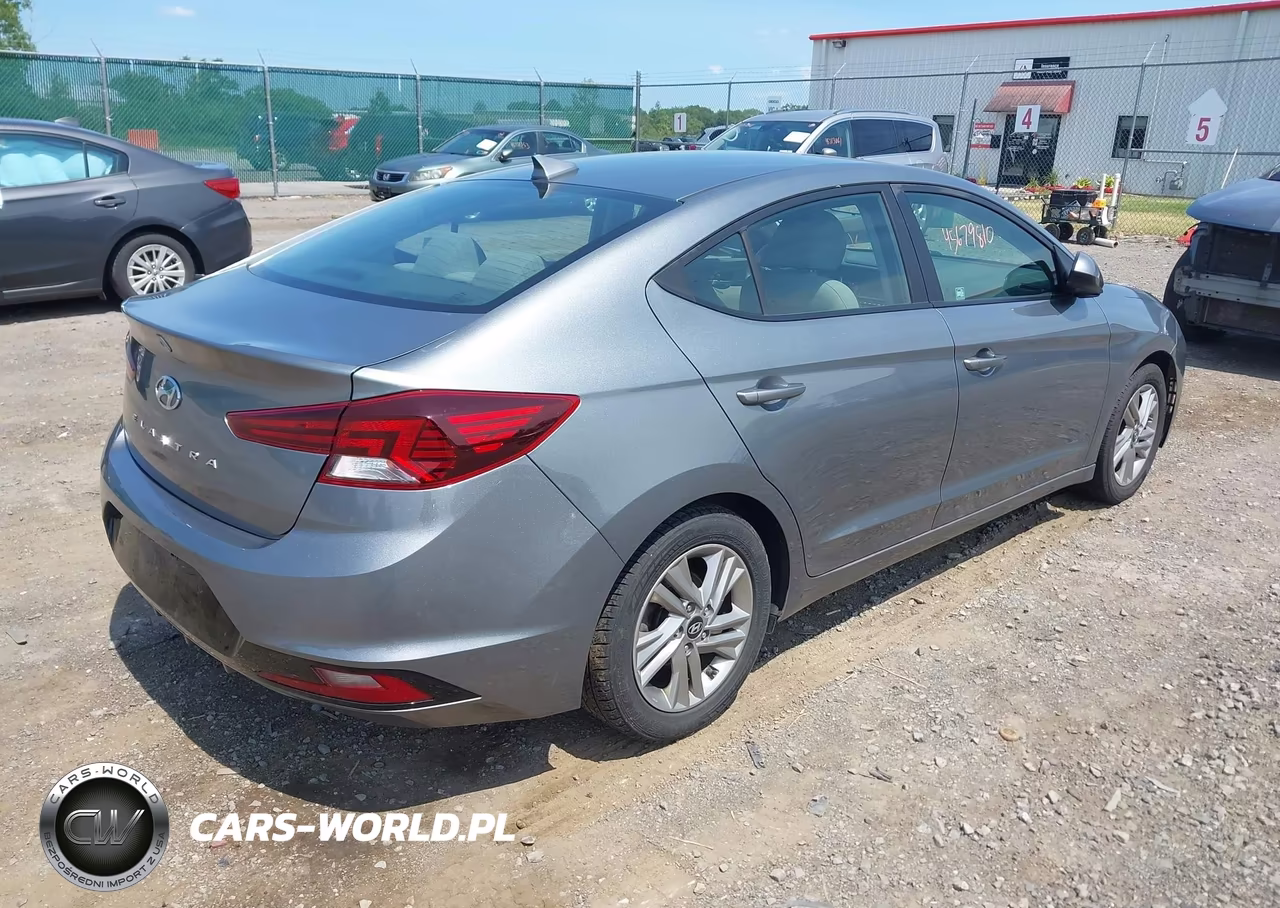 2019 Hyundai Elantra Sel VIN:KMHD84LF5KU792008 - 4