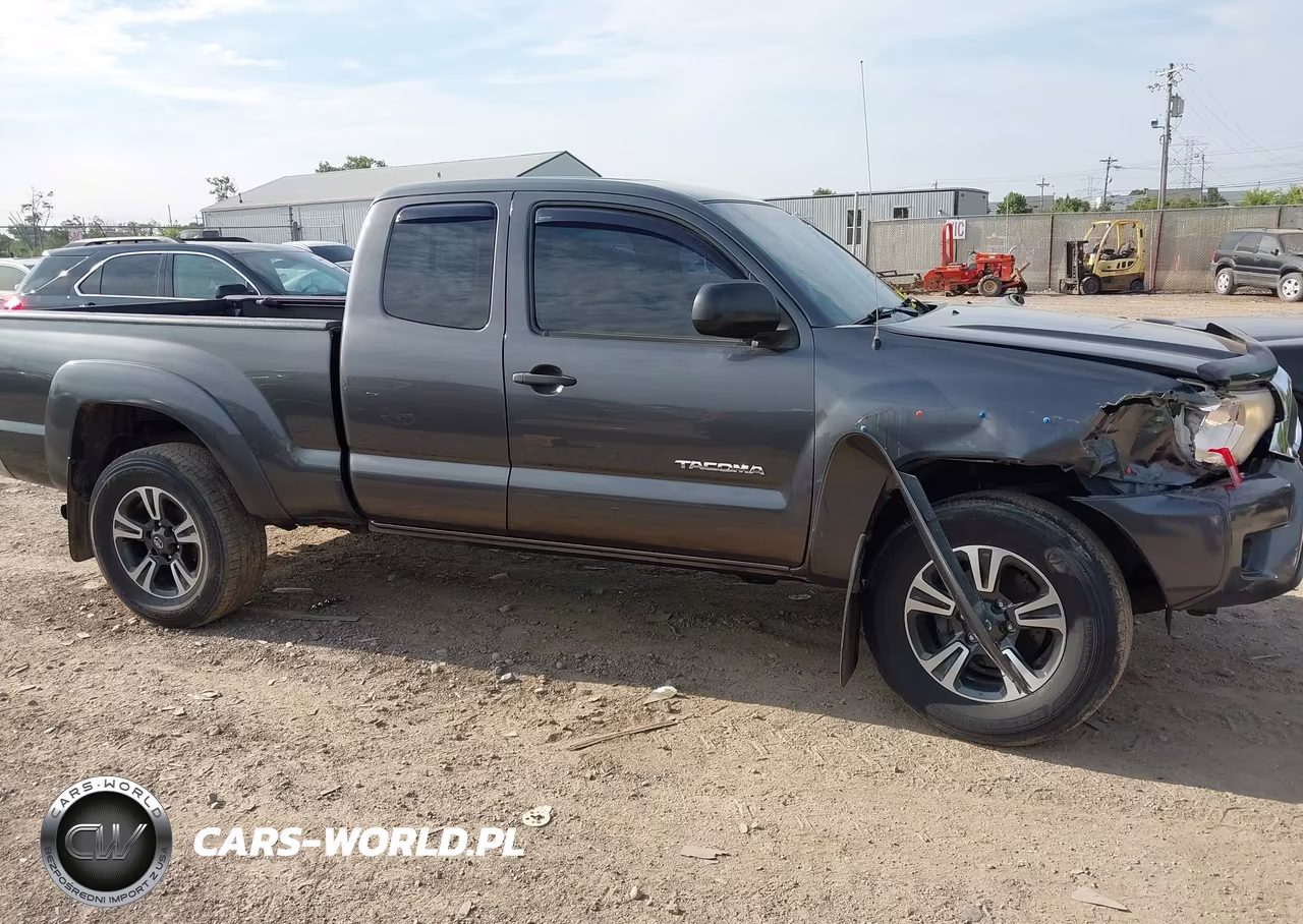 2013 Toyota Tacoma Base V6 VIN:5TFUU4EN1DX081668 - 13