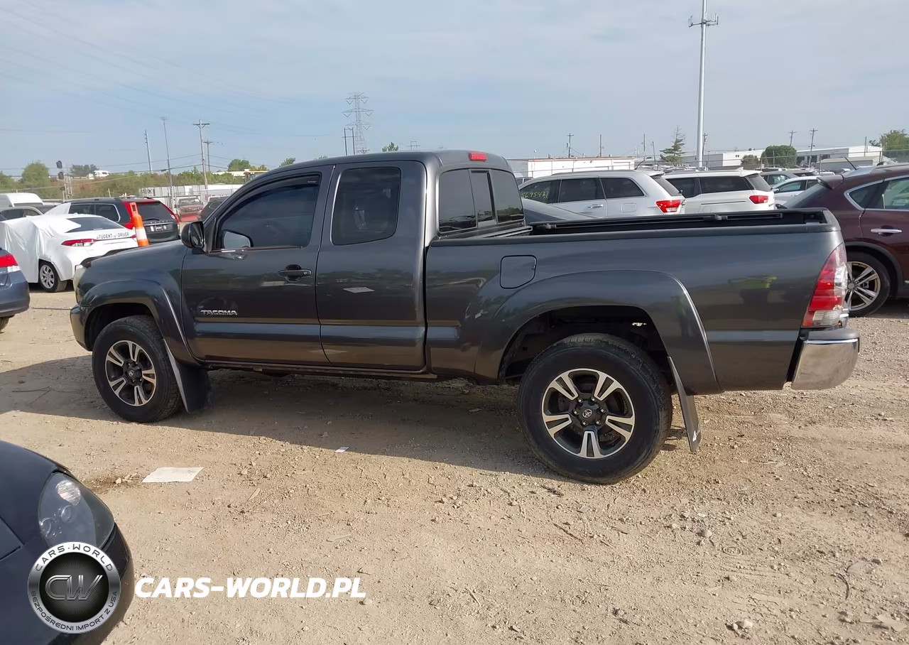 2013 Toyota Tacoma Base V6 VIN:5TFUU4EN1DX081668 - 14