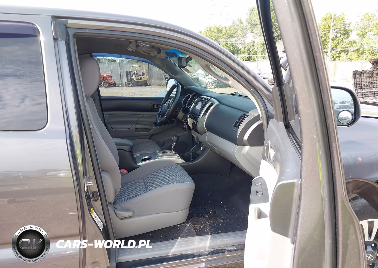 2013 Toyota Tacoma Base V6 VIN:5TFUU4EN1DX081668 - 5