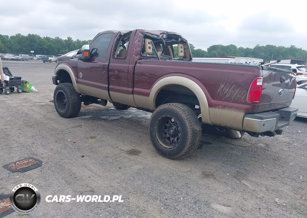 2011 Ford Super Duty F-250 Srw Lariat VIN:1FT7X2BT6BEB44428 - 3