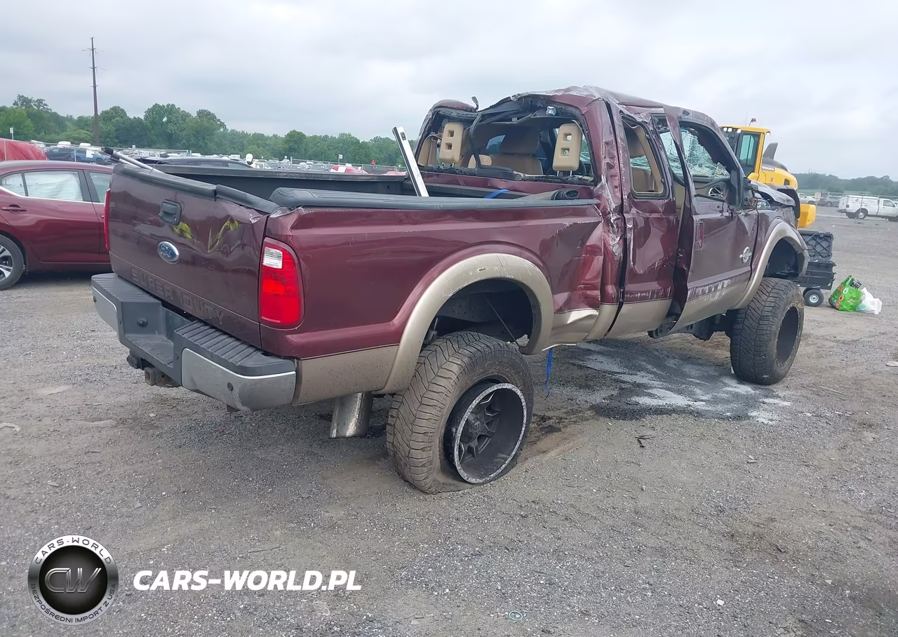 2011 Ford Super Duty F-250 Srw Lariat VIN:1FT7X2BT6BEB44428 - 4