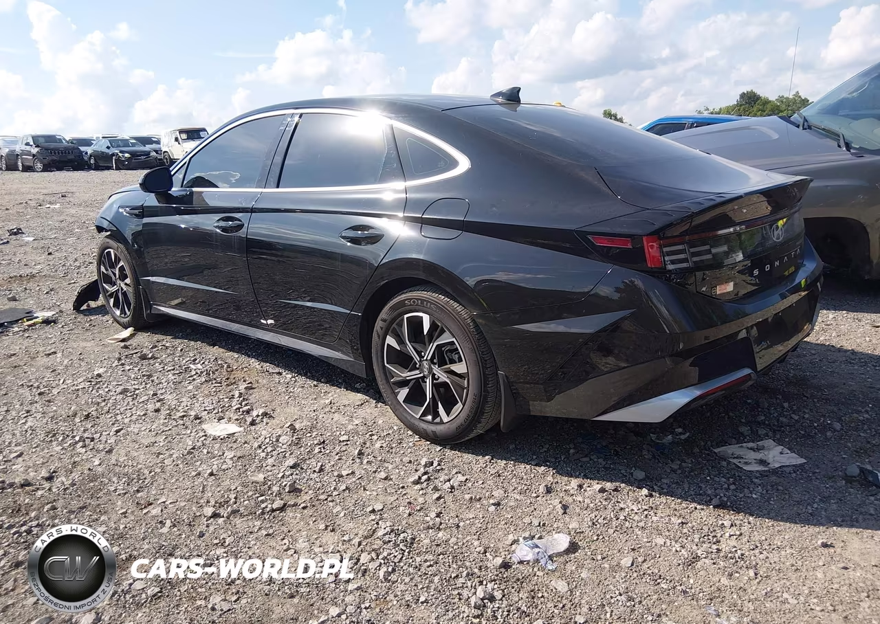 2025 Hyundai Sonata Sel VIN:KMHL64JA5SA509911 - 3