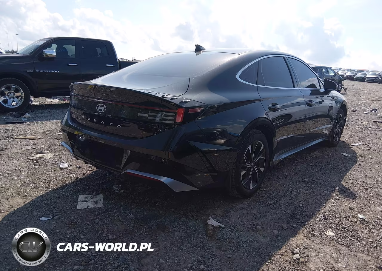2025 Hyundai Sonata Sel VIN:KMHL64JA5SA509911 - 4