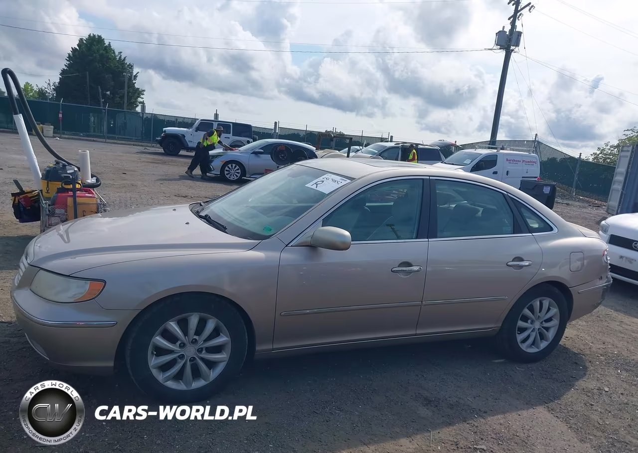 2007 Hyundai Azera Limited-Se VIN:KMHFC46F57A211912 - 14