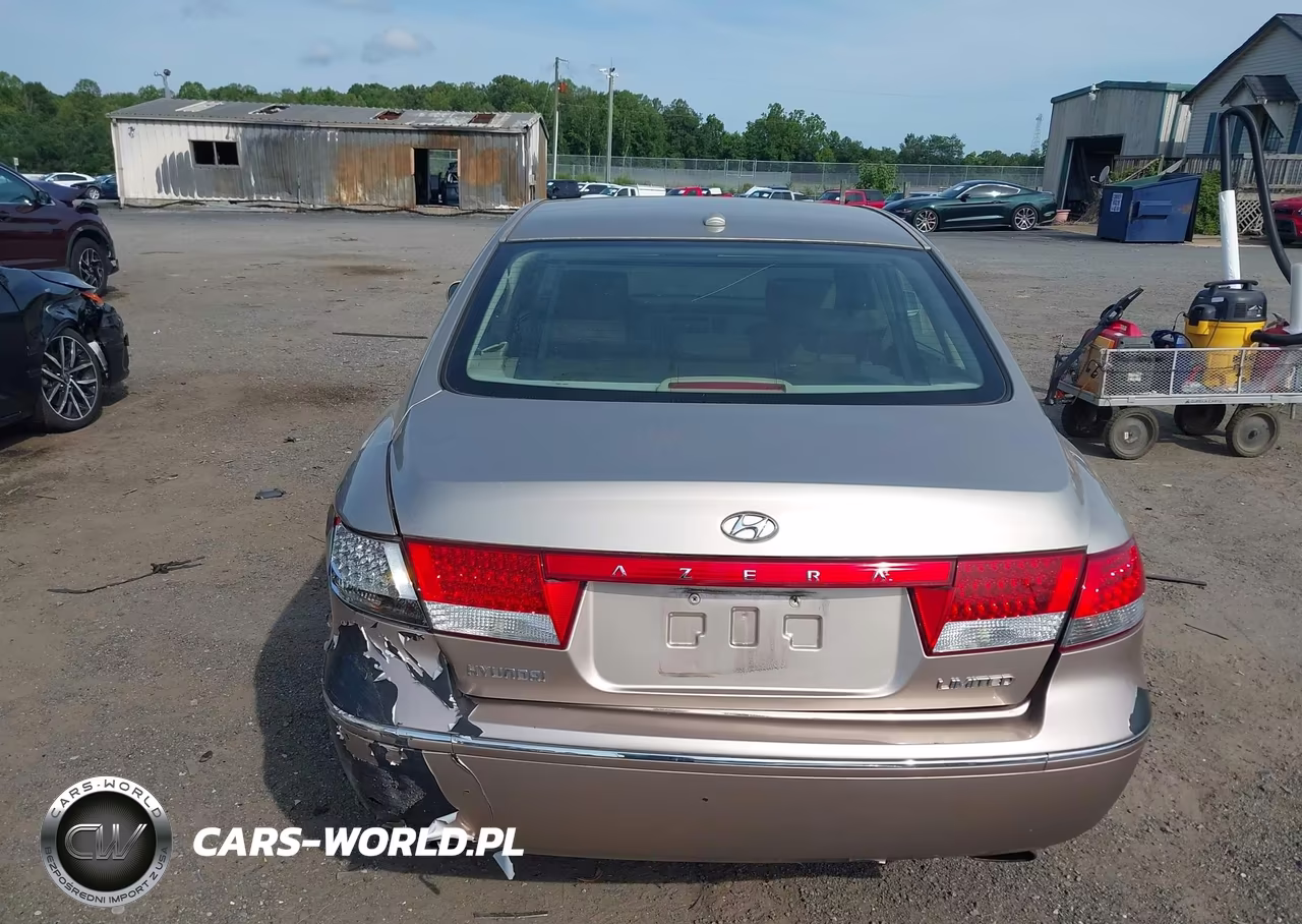 2007 Hyundai Azera Limited-Se VIN:KMHFC46F57A211912 - 16