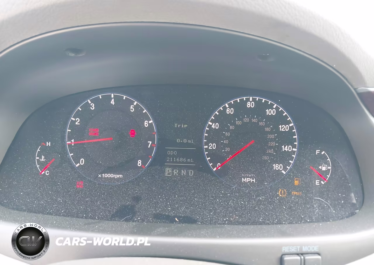 2007 Hyundai Azera Limited-Se VIN:KMHFC46F57A211912 - 7