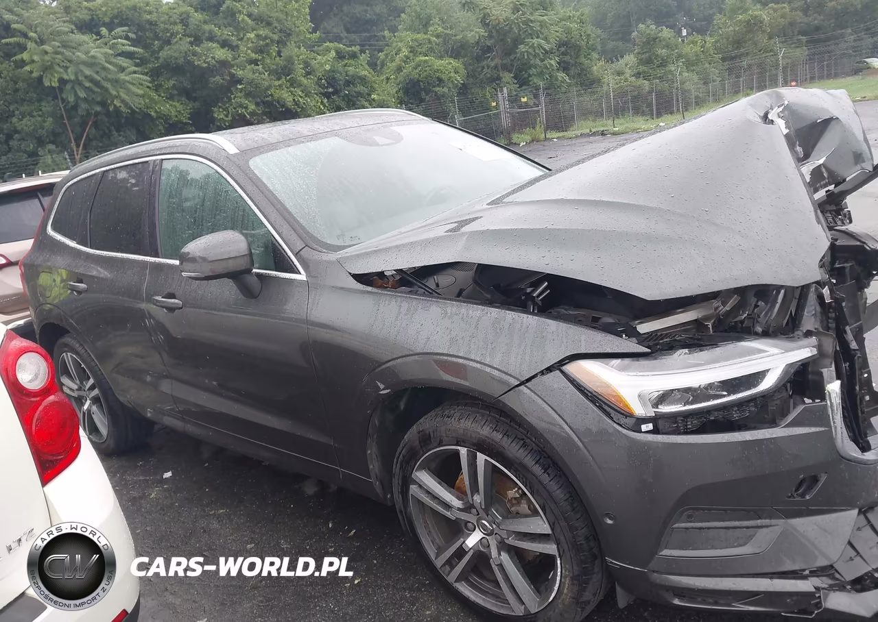 2019 Volvo Xc60 T5 Momentum VIN:LYV102DK8KB187974 - 13