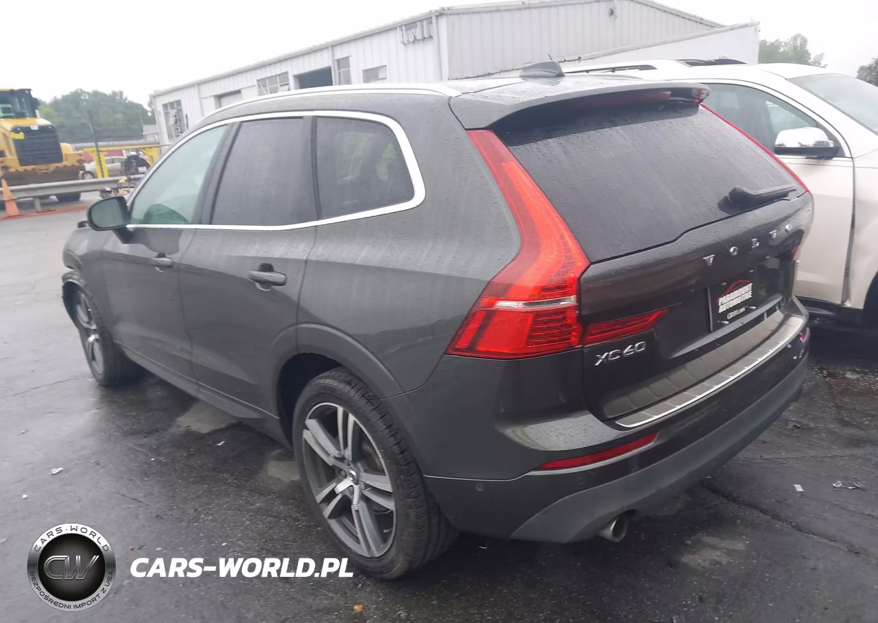 2019 Volvo Xc60 T5 Momentum VIN:LYV102DK8KB187974 - 3
