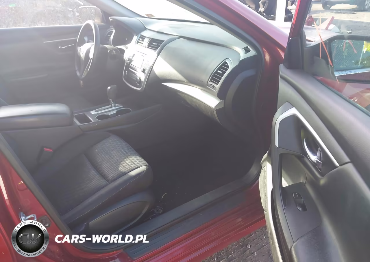 2017 Nissan Altima 2.5 S VIN:1N4AL3AP5HN311484 - 5