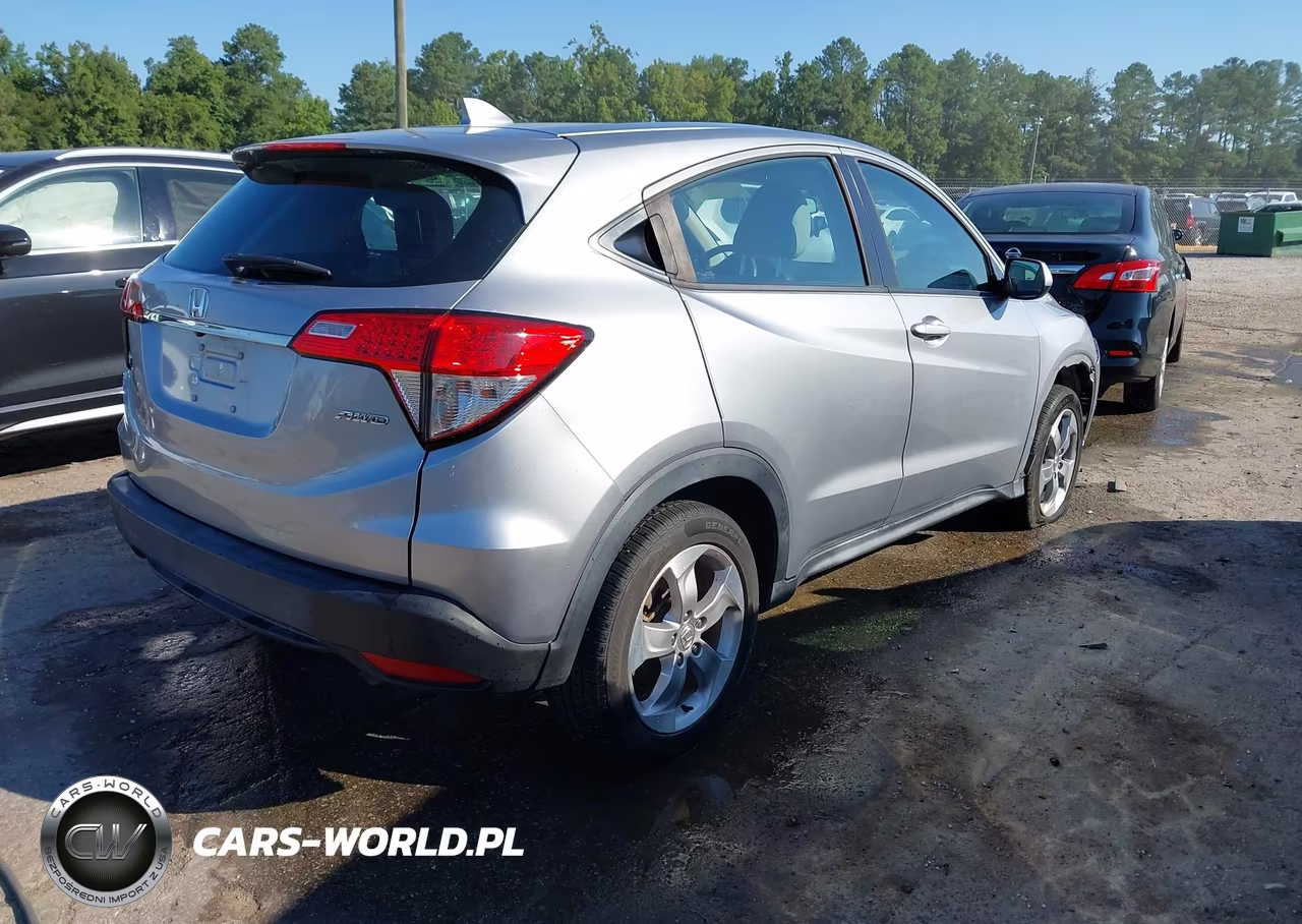 2020 Honda Hr-V Awd Lx VIN:3CZRU6H3XLM721371 - 4