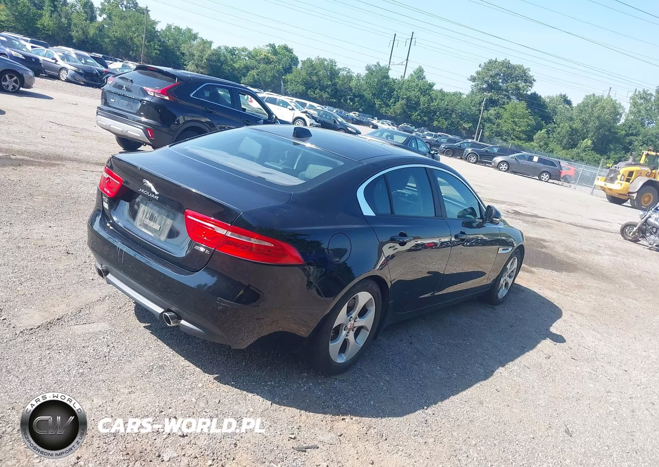 2017 Jaguar Xe 25T VIN:SAJAR4BG2HA965364 - 4