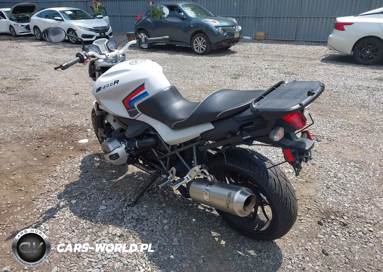 2014 BMW R1200 R VIN:WB1049000EZX97777 - 3