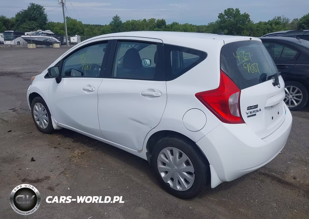 2015 Nissan Versa Note S Plus VIN:3N1CE2CP0FL434615 - 3