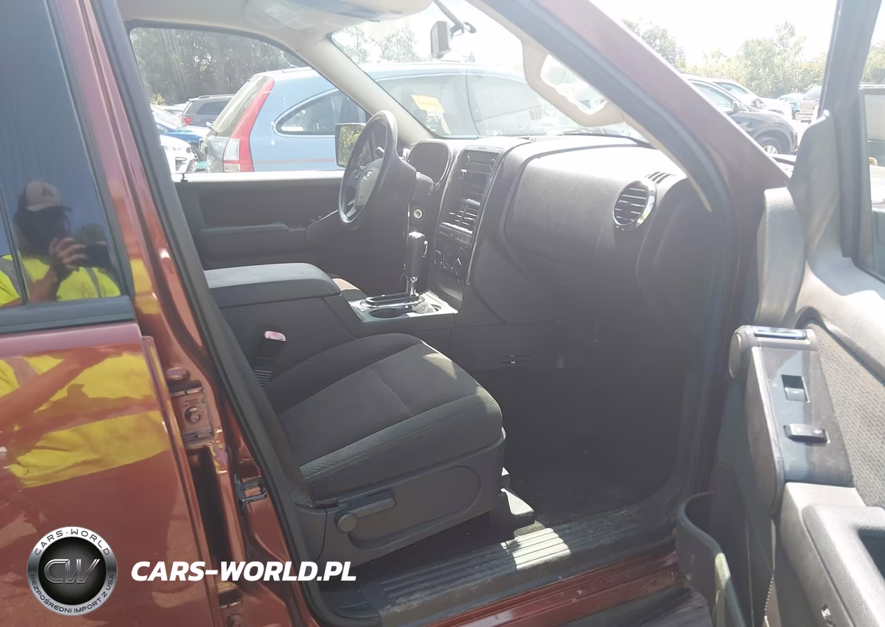 2010 Ford Explorer Xlt VIN:1FMEU7DE3AUA71451 - 5