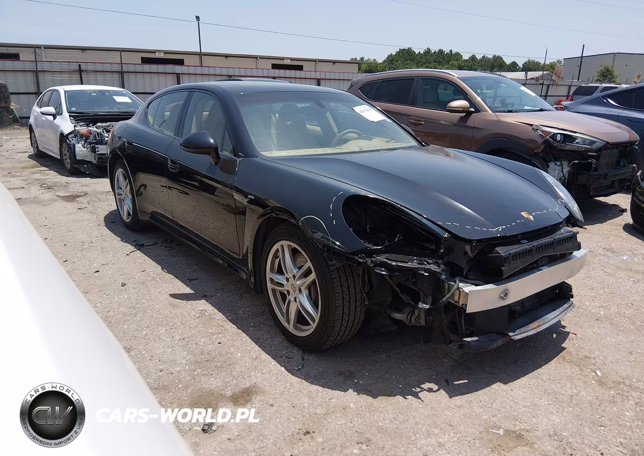 2014 Porsche Panamera 4