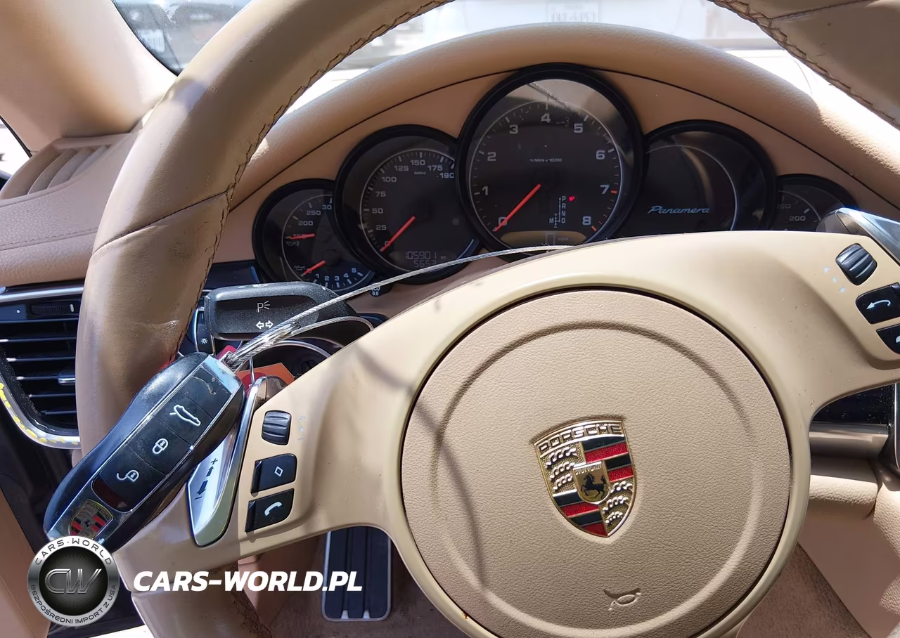 2014 Porsche Panamera 4 VIN:WP0AA2A77EL014427 - 11