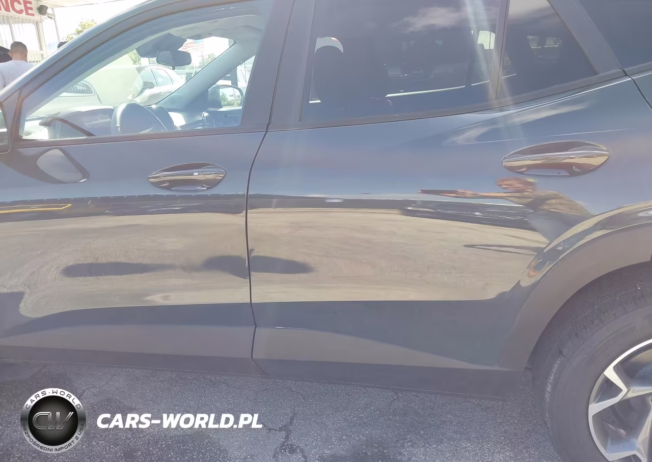 2026 Chevrolet Trax Lt VIN:KL77LHEP7TC045480 - 14