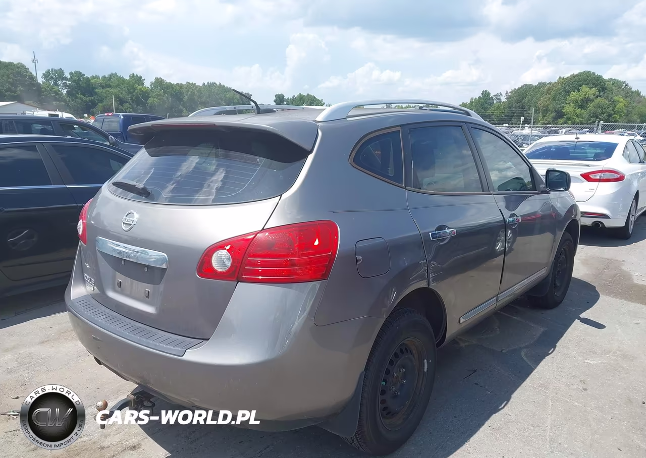2014 Nissan Rogue Select S VIN:JN8AS5MT7EW622149 - 4