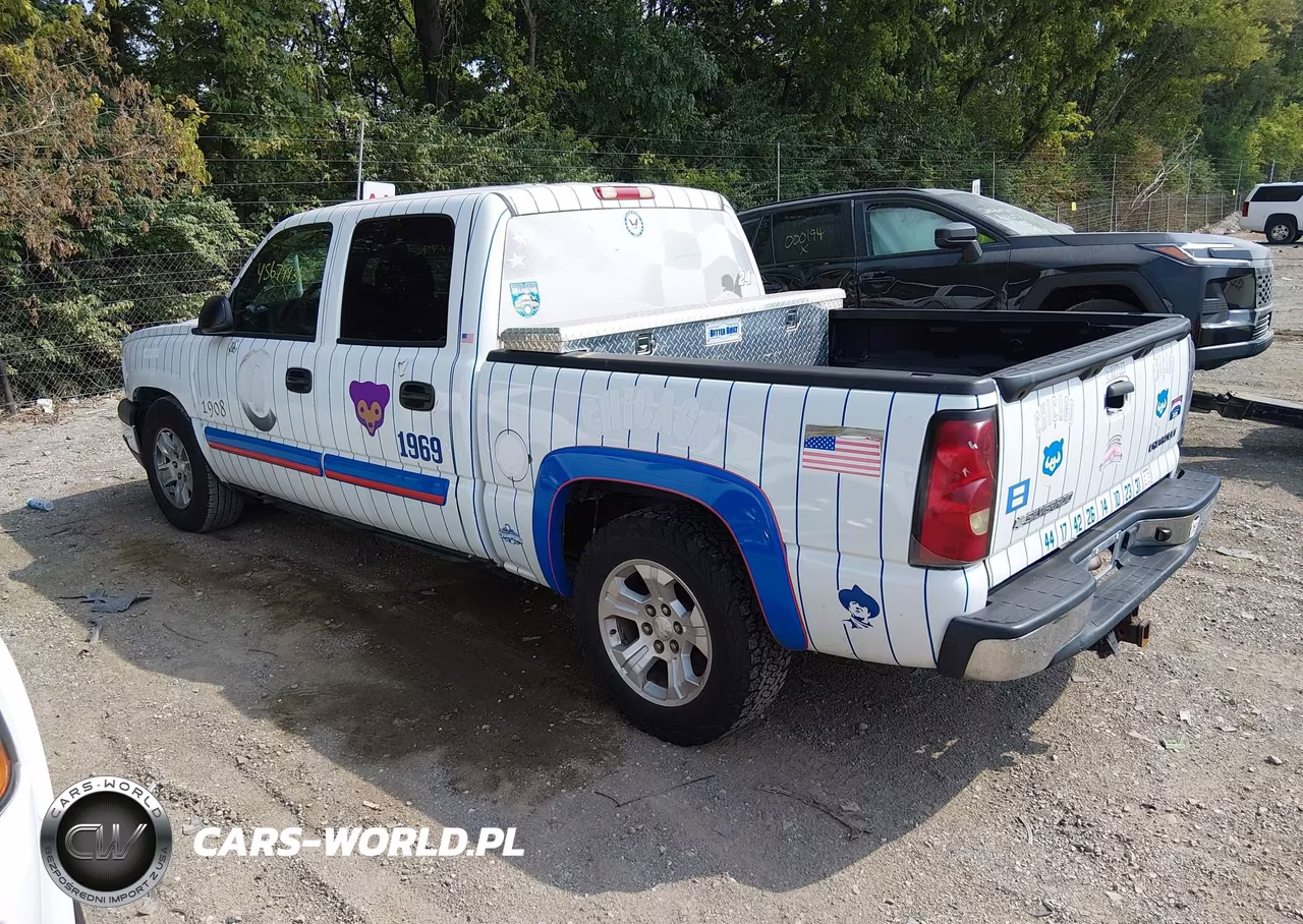 2004 Chevrolet Silverado 1500 Ls VIN:2GCEC13T441432903 - 3