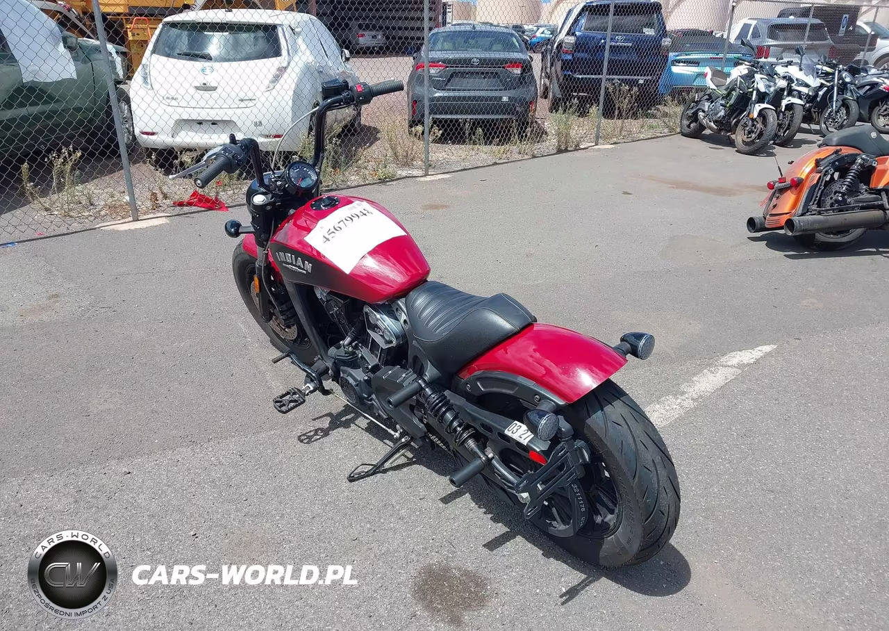 2018 Indian Motorcycle Co. Scout Bobber VIN:56KMTB006J3133375 - 3