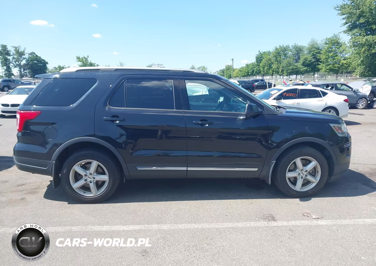 2019 Ford Explorer Xlt VIN:1FM5K7D8XKGA69681 - 13