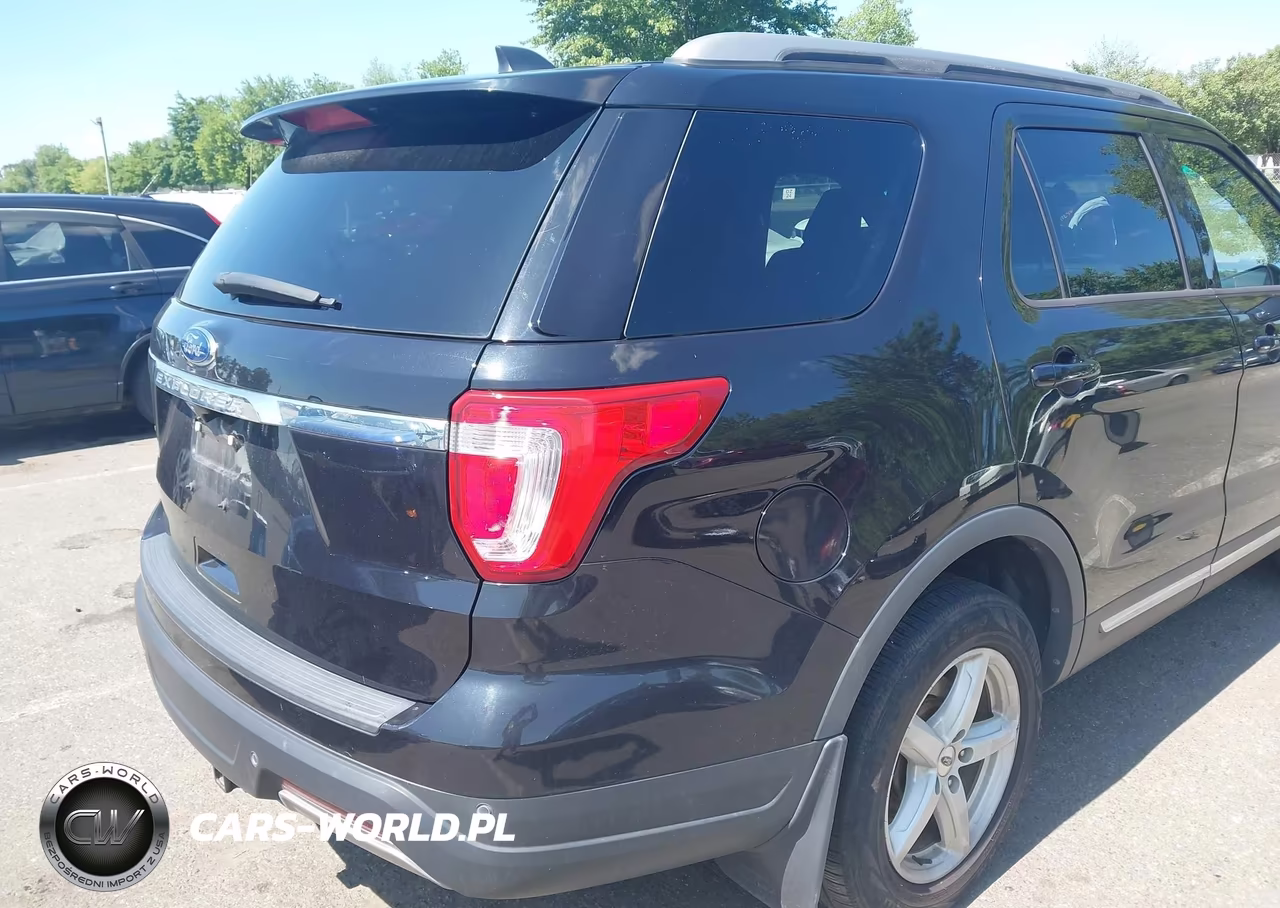 2019 Ford Explorer Xlt VIN:1FM5K7D8XKGA69681 - 6
