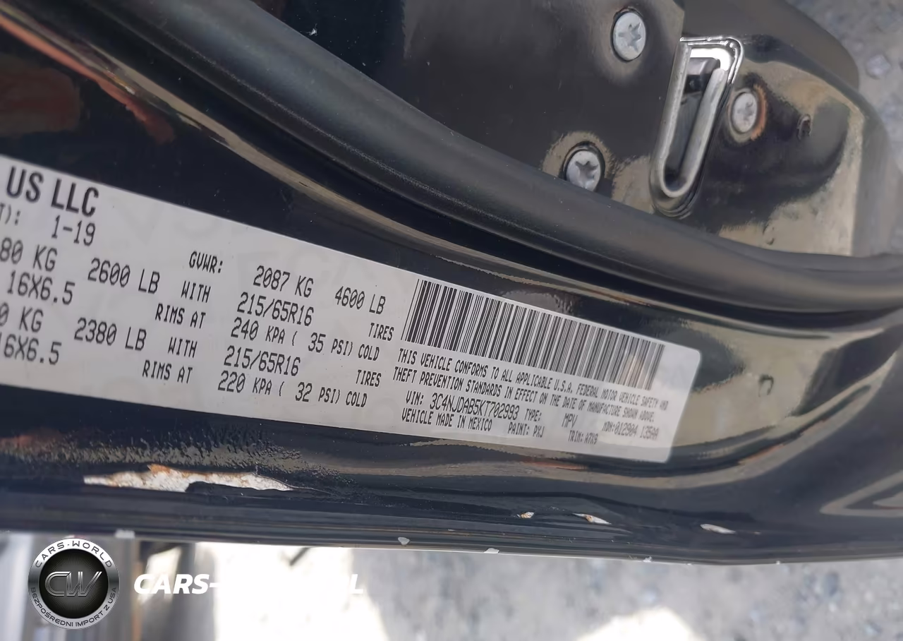 2019 Jeep Compass Sport 4X4 VIN:3C4NJDAB5KT702993 - 9