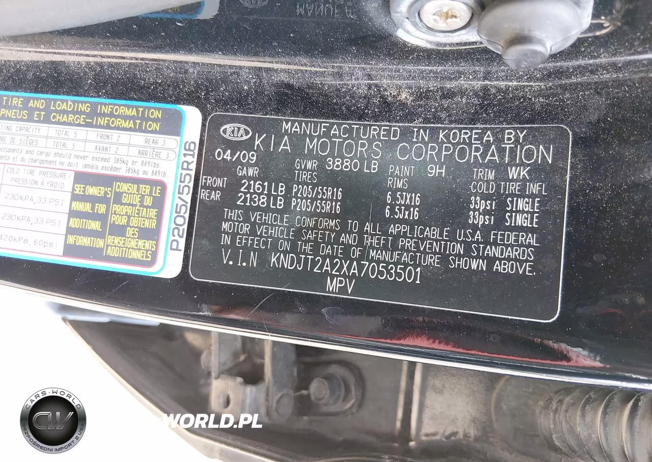 2010 Kia Soul + VIN:KNDJT2A2XA7053501 - 9