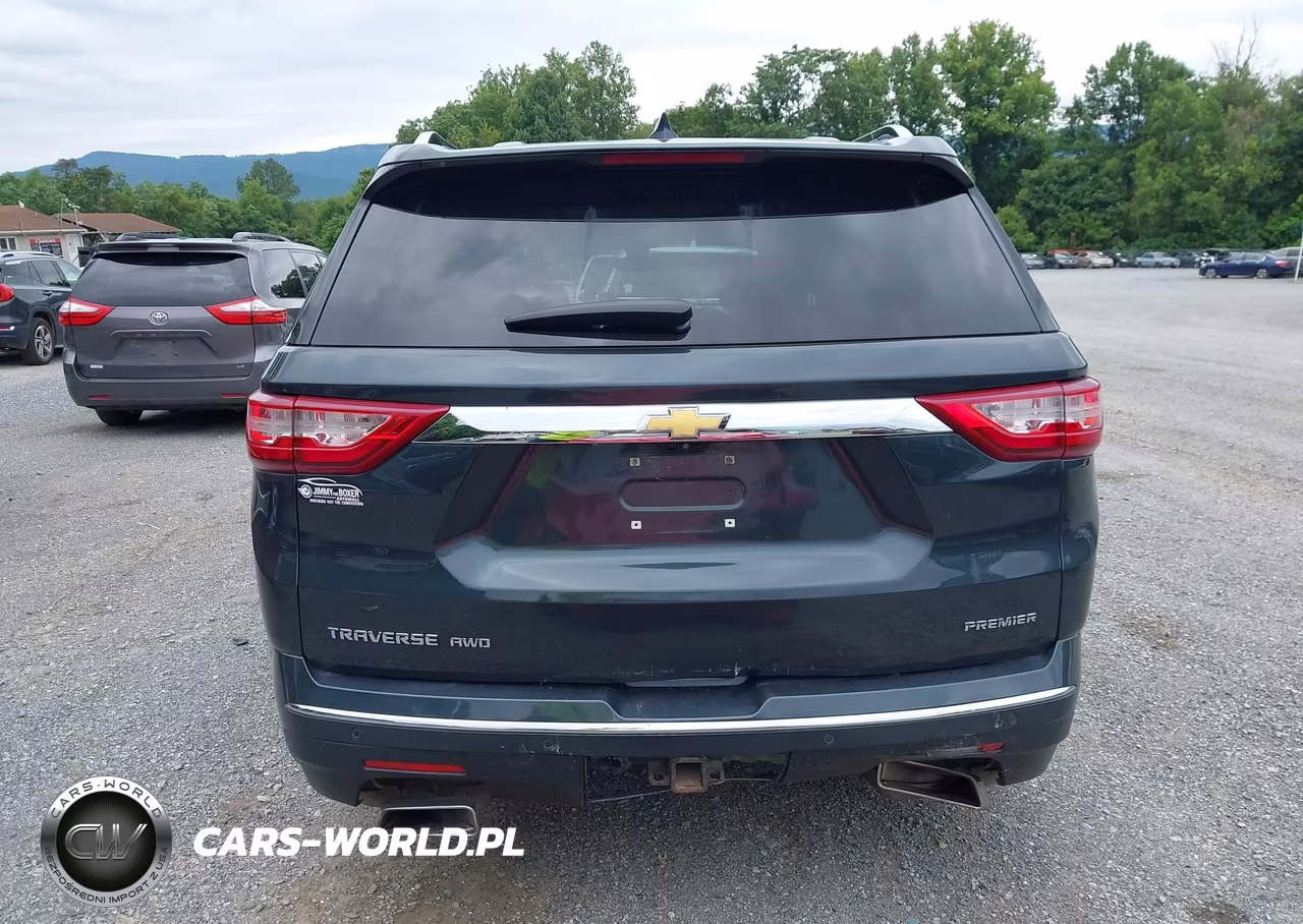 2019 Chevrolet Traverse Premier VIN:1GNEVKKW7KJ203461 - 17