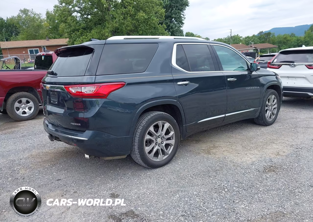 2019 Chevrolet Traverse Premier VIN:1GNEVKKW7KJ203461 - 4
