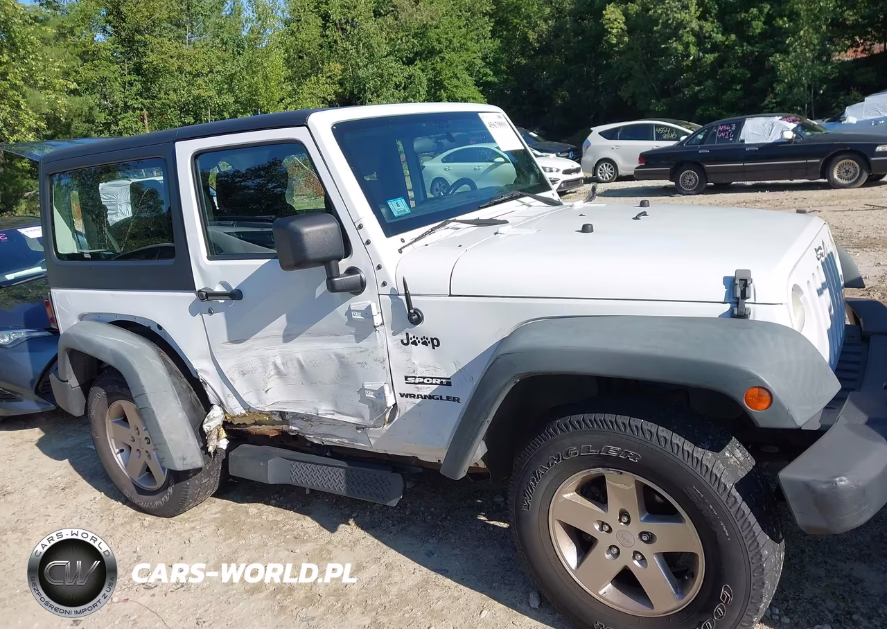 2011 Jeep Wrangler Sport VIN:1J4AA2D17BL629024 - 14