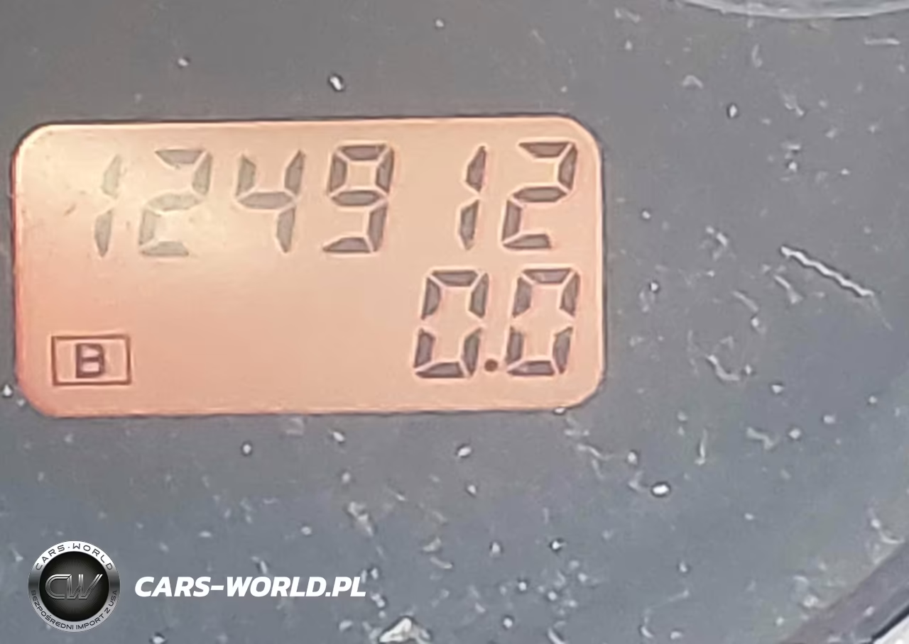 2010 Nissan Versa 1.6 VIN:3N1CC1AP3AL375586 - 16