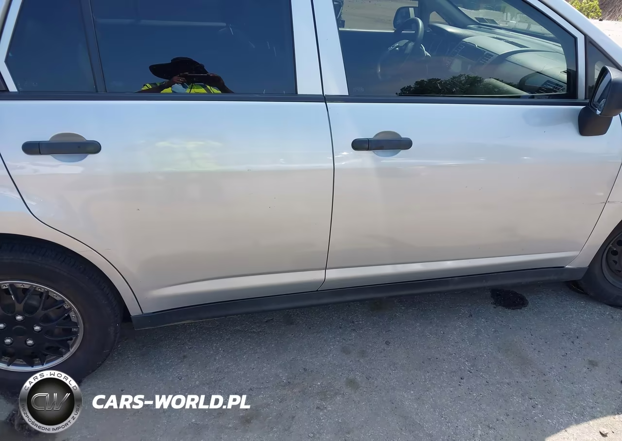 2010 Nissan Versa 1.6 VIN:3N1CC1AP3AL375586 - 20