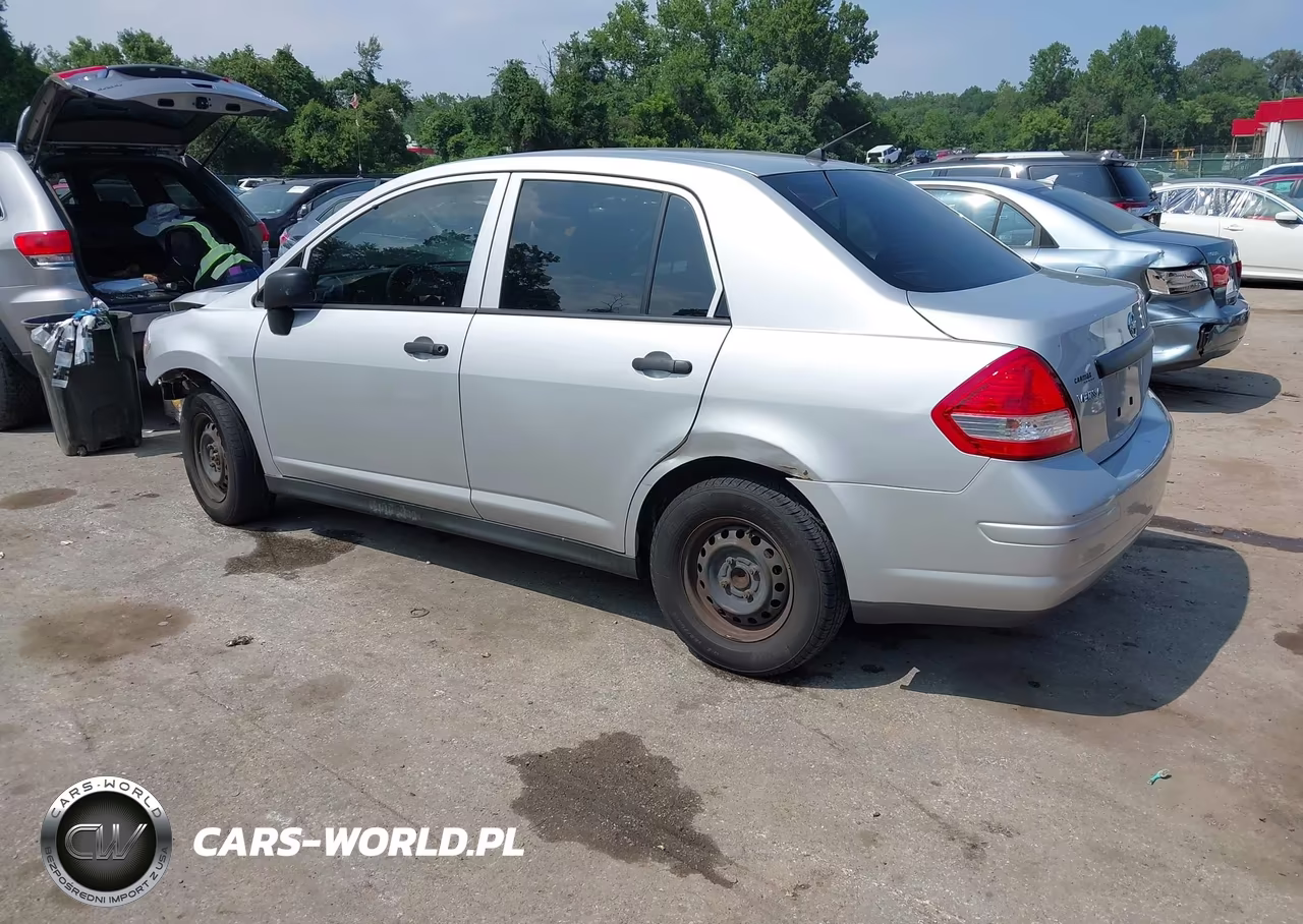2010 Nissan Versa 1.6 VIN:3N1CC1AP3AL375586 - 3