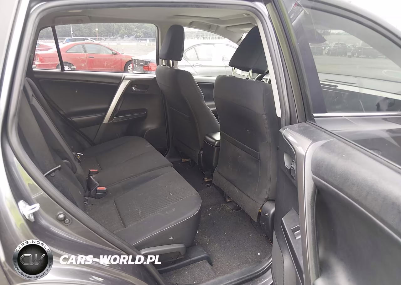 2017 Toyota Rav4 Xle VIN:JTMRFREVXHJ702380 - 8