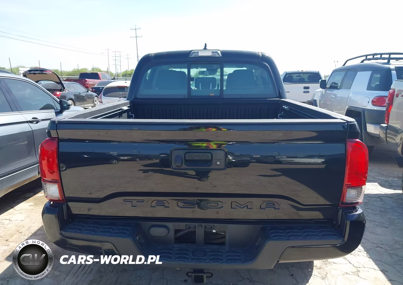 2018 Toyota Tacoma Sr VIN:5TFAX5GN2JX116825 - 16