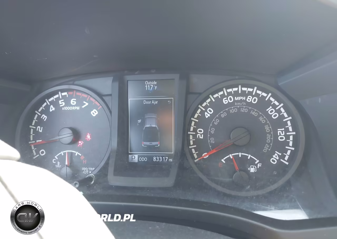 2018 Toyota Tacoma Sr VIN:5TFAX5GN2JX116825 - 7