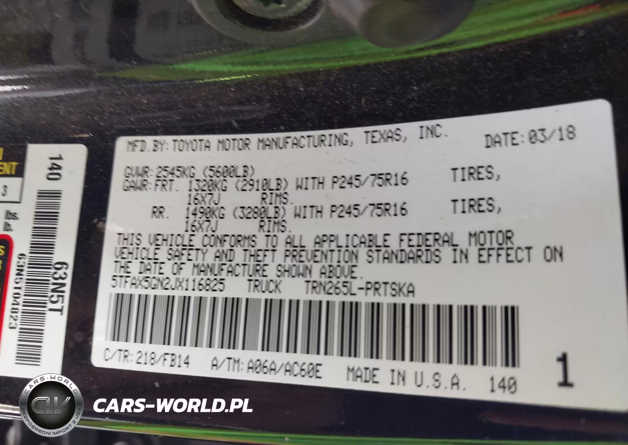 2018 Toyota Tacoma Sr VIN:5TFAX5GN2JX116825 - 9