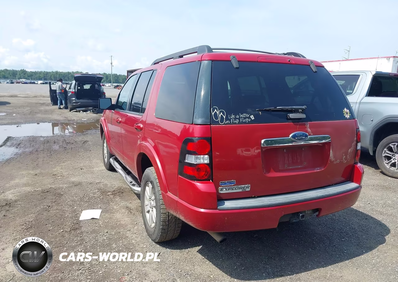 2010 Ford Explorer Xlt VIN:1FMEU6DE7AUA01736 - 3