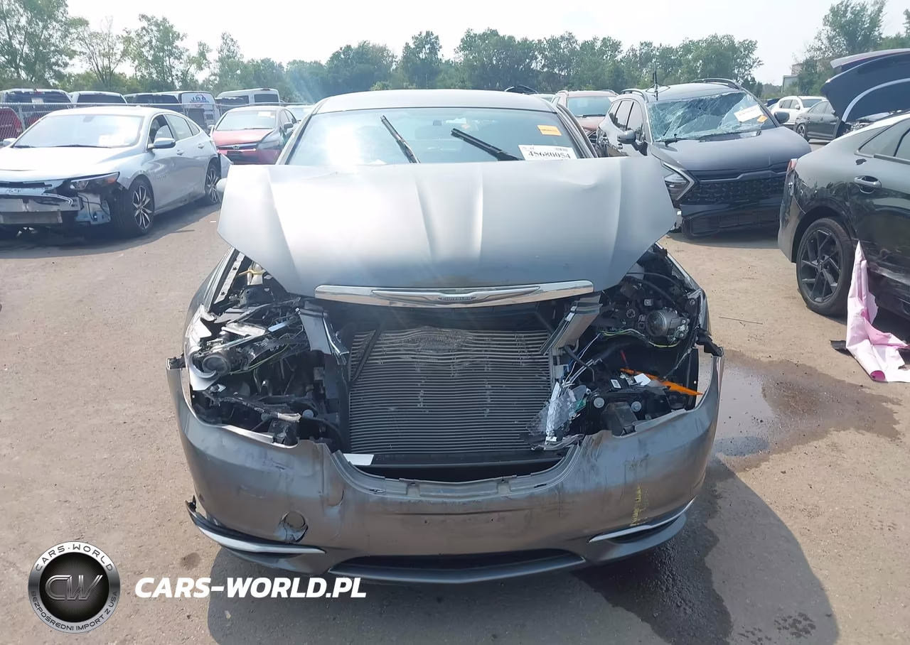 2013 Chrysler 200 Touring VIN:1C3CCBBB6DN580396 - 12