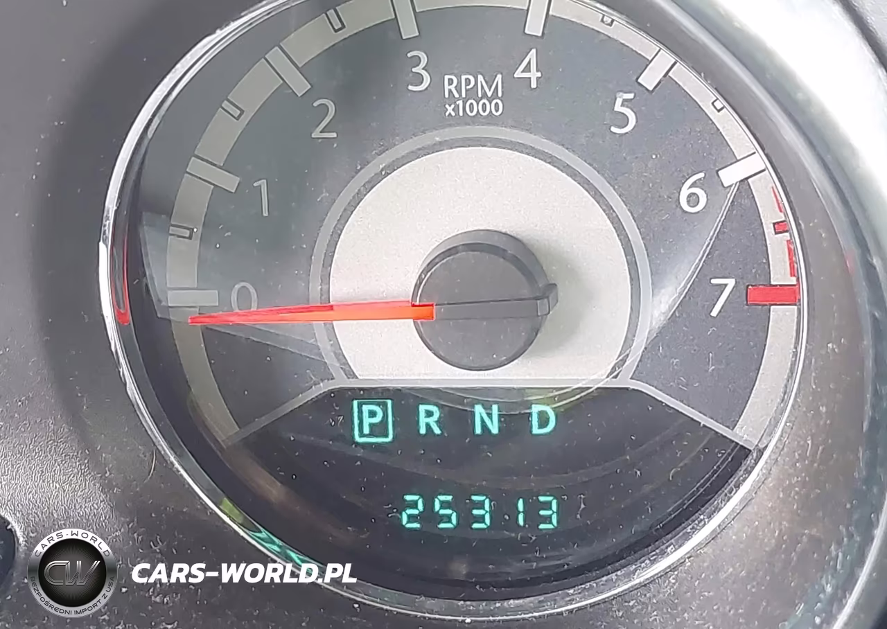 2013 Chrysler 200 Touring VIN:1C3CCBBB6DN580396 - 15