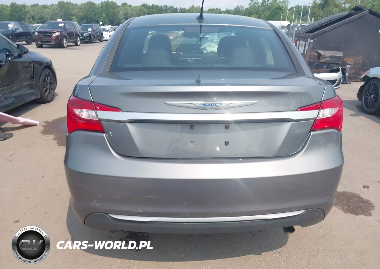 2013 Chrysler 200 Touring VIN:1C3CCBBB6DN580396 - 16