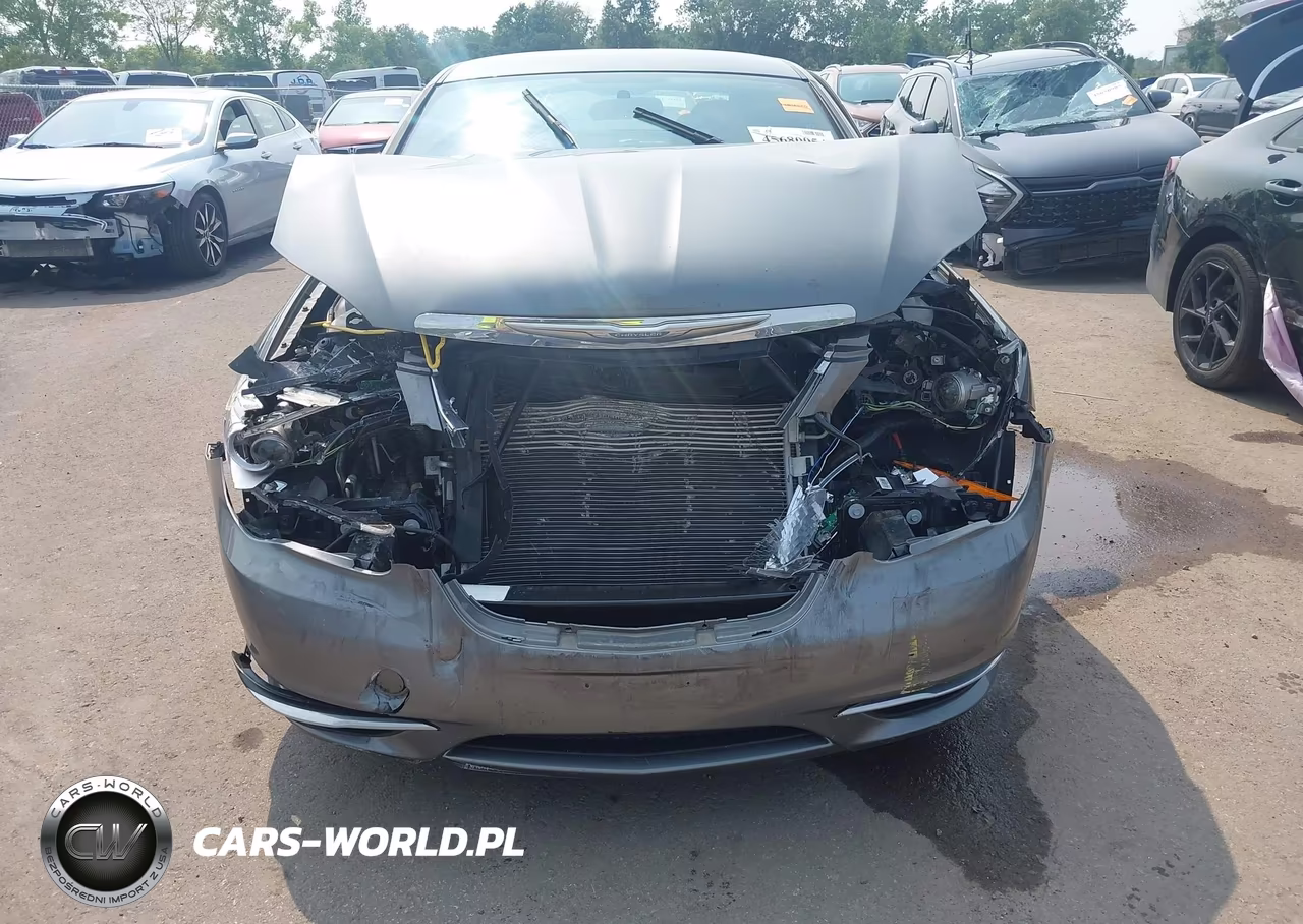 2013 Chrysler 200 Touring VIN:1C3CCBBB6DN580396 - 6