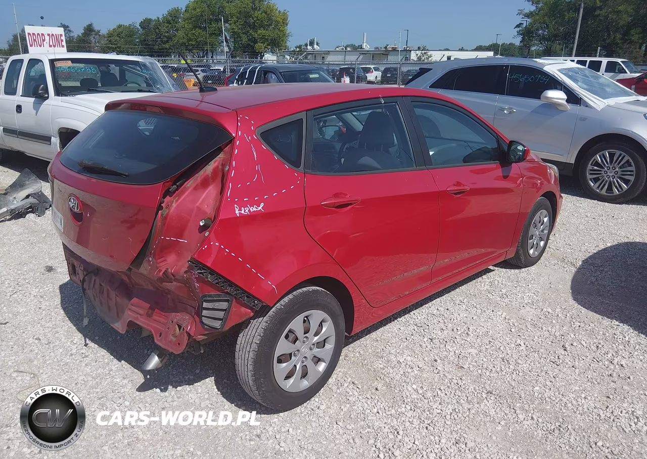 2017 Hyundai Accent Se VIN:KMHCT5AE3HU325348 - 4